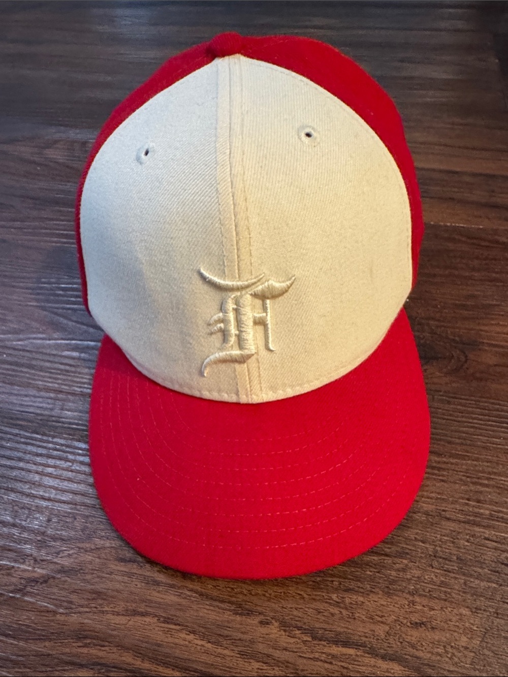 5950 Pro Model Wool Fitted Cap Hat Size 7 1/2 Red & White